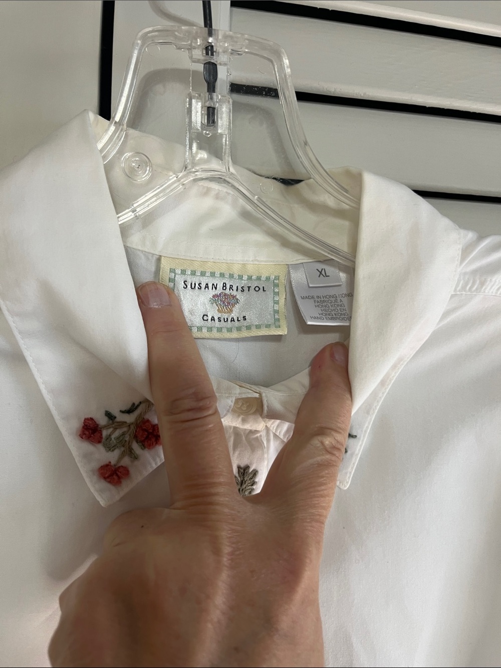 Susan Bristol White Button-Down Shirt with Floral Embroidery - Picture 2 of 7